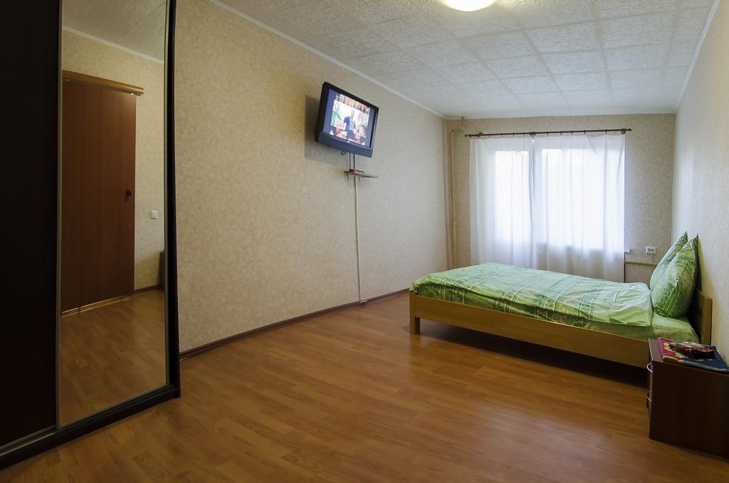 Vip Apartment On 14 Vidradnyi Avenue Kiev Luaran gambar