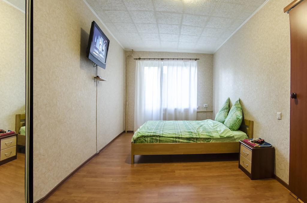 Vip Apartment On 14 Vidradnyi Avenue Kiev Luaran gambar